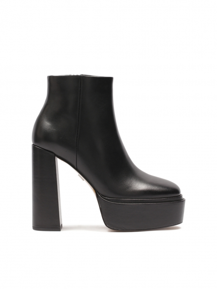 Black leather boots with high platform and heel