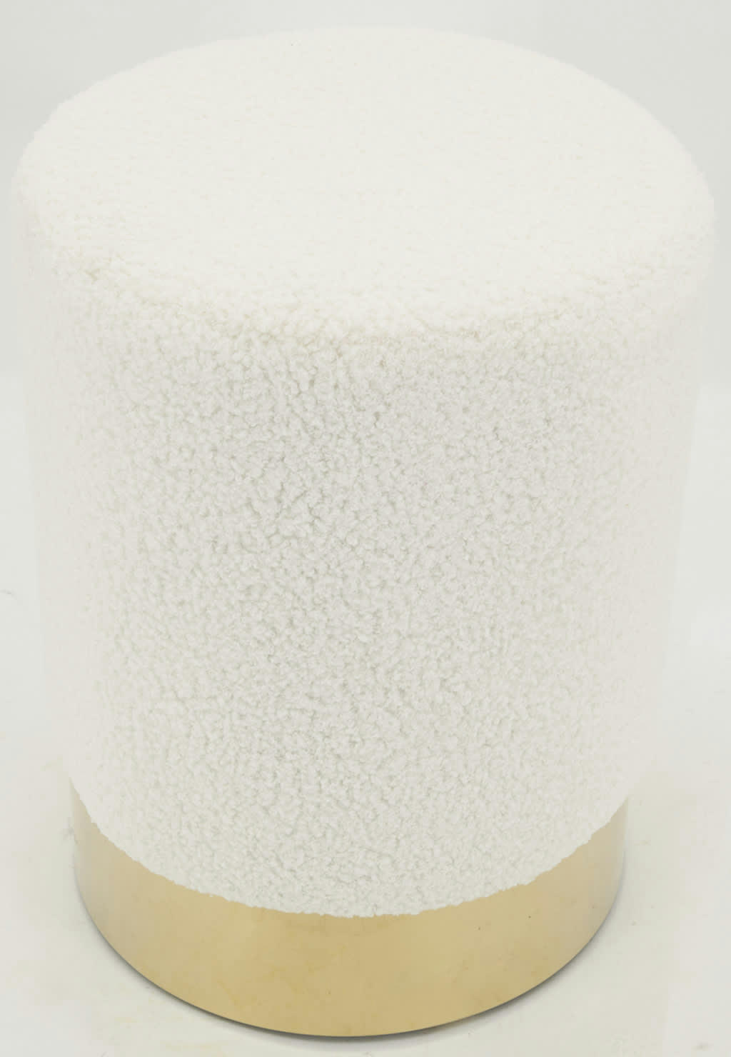 - Pouf rond en bouclette et métal doré