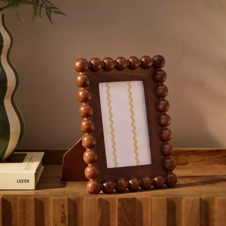 Habitat Brown Bobble Wooden Picture Frame - 4x6"