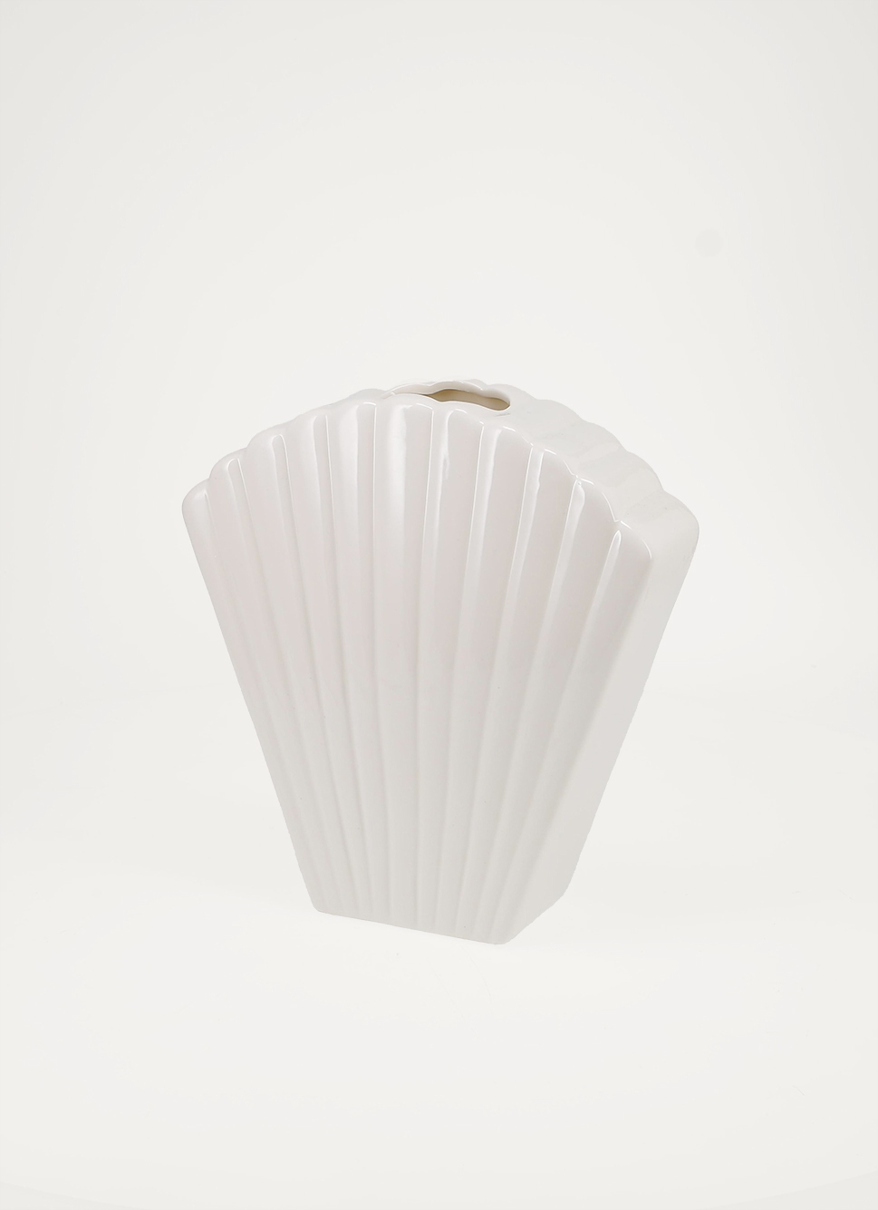 VASE COQUILLAGE EN CÉRAMIQUE BLANC BRILLANT