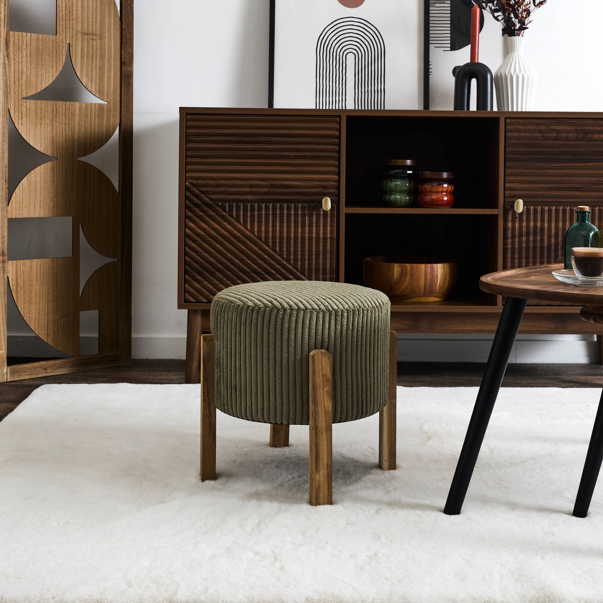 Tabouret cylindrique, pieds en bois