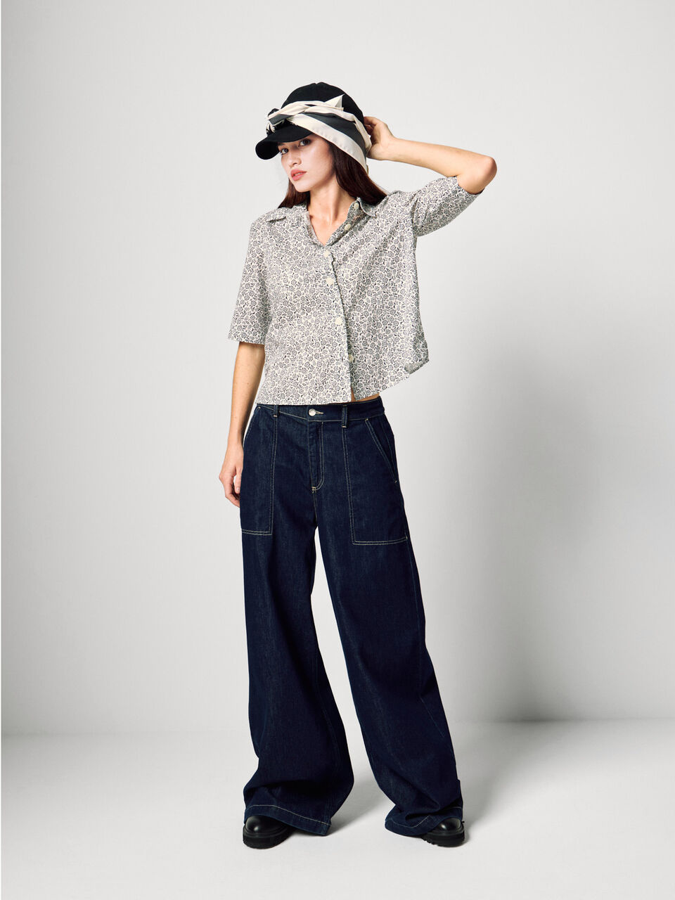 Short sleeve patterned shirt