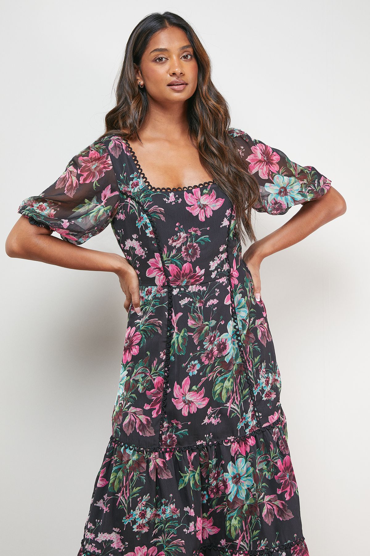 Oasis Printed Square Neck Scallop edge Puff Sleeve Midi Dress