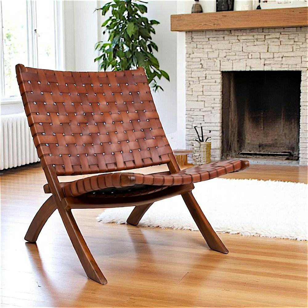 Fauteuil en cuir marron et bois de teck MENDOZA