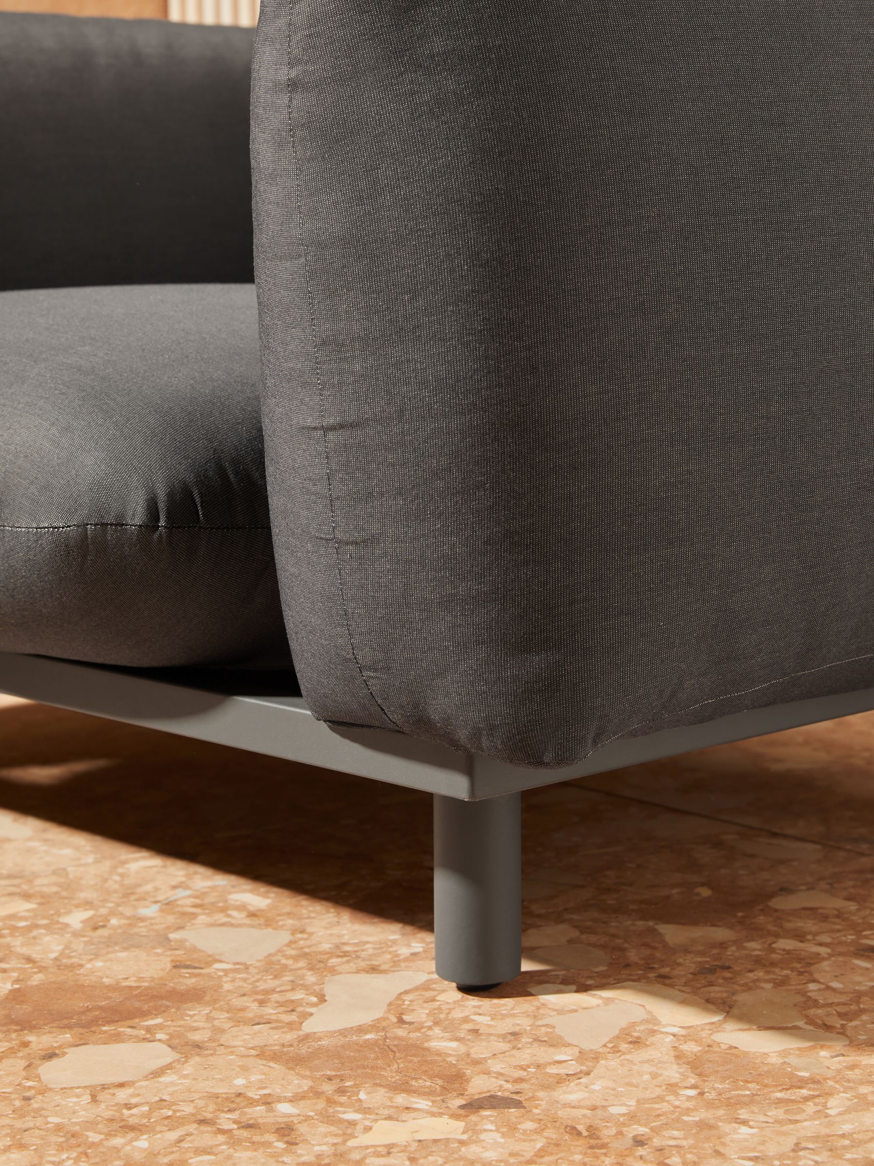 Samaya Outdoor Garden Lounge Chair in Grey