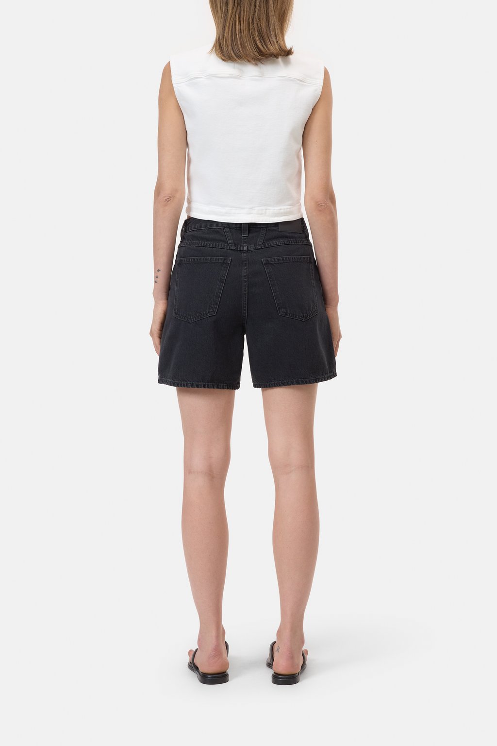 Regular Shorts - Janey