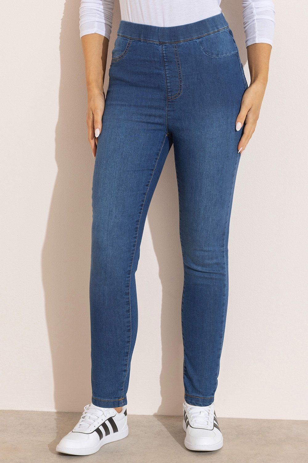 Klass. Full Length Pull On Jeggings