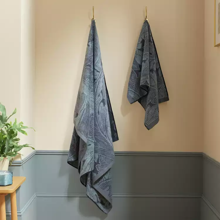Habitat x Morris & Co. Acanthus Timeless Bath Sheet - Blue