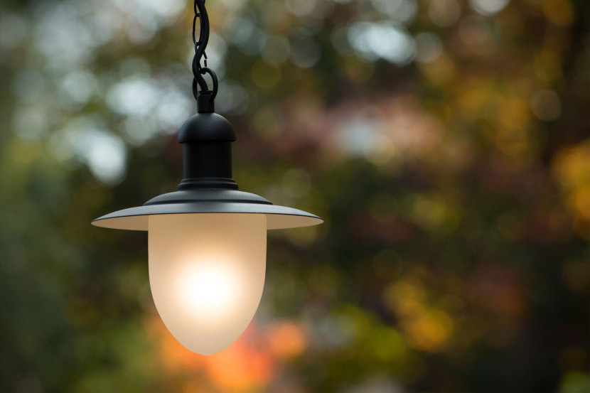 Lampa sufitowa zewnętrzna ARUBA czarno-biała 1 x E27 x 24W IP44 Lucide
