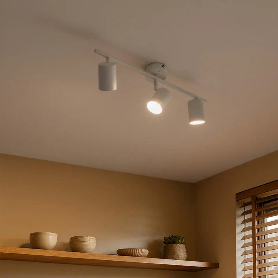 Qazqa richtbare spot jeana wit gu10