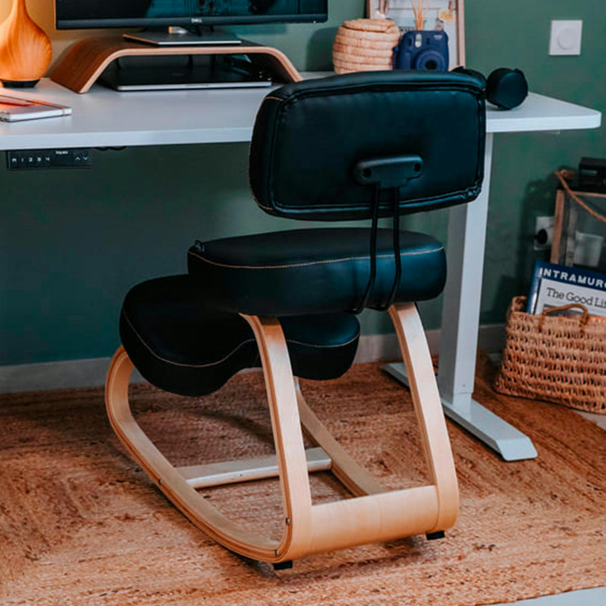 MOOVE - Chaise assis genoux ergonomique noire