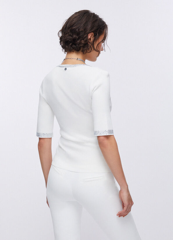 T-shirt in maglia con strass