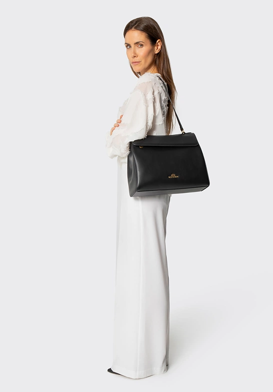 Pojemna torebka na ramię ze skóry naturalnej czarna