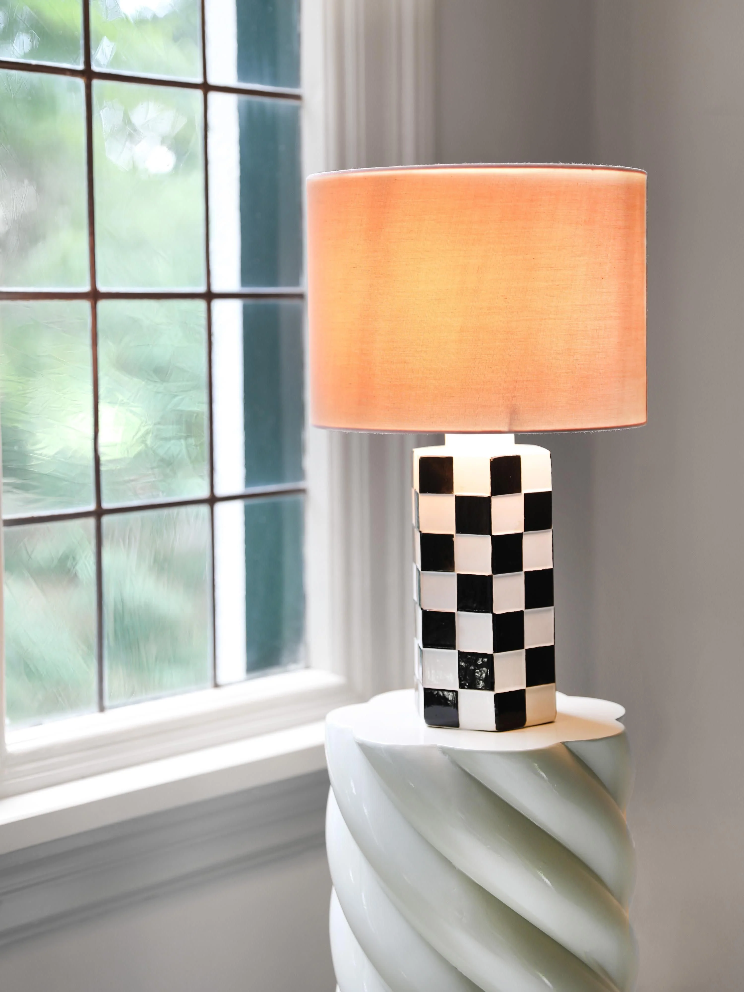 Tischlampe Check mit Schachbrettmuster