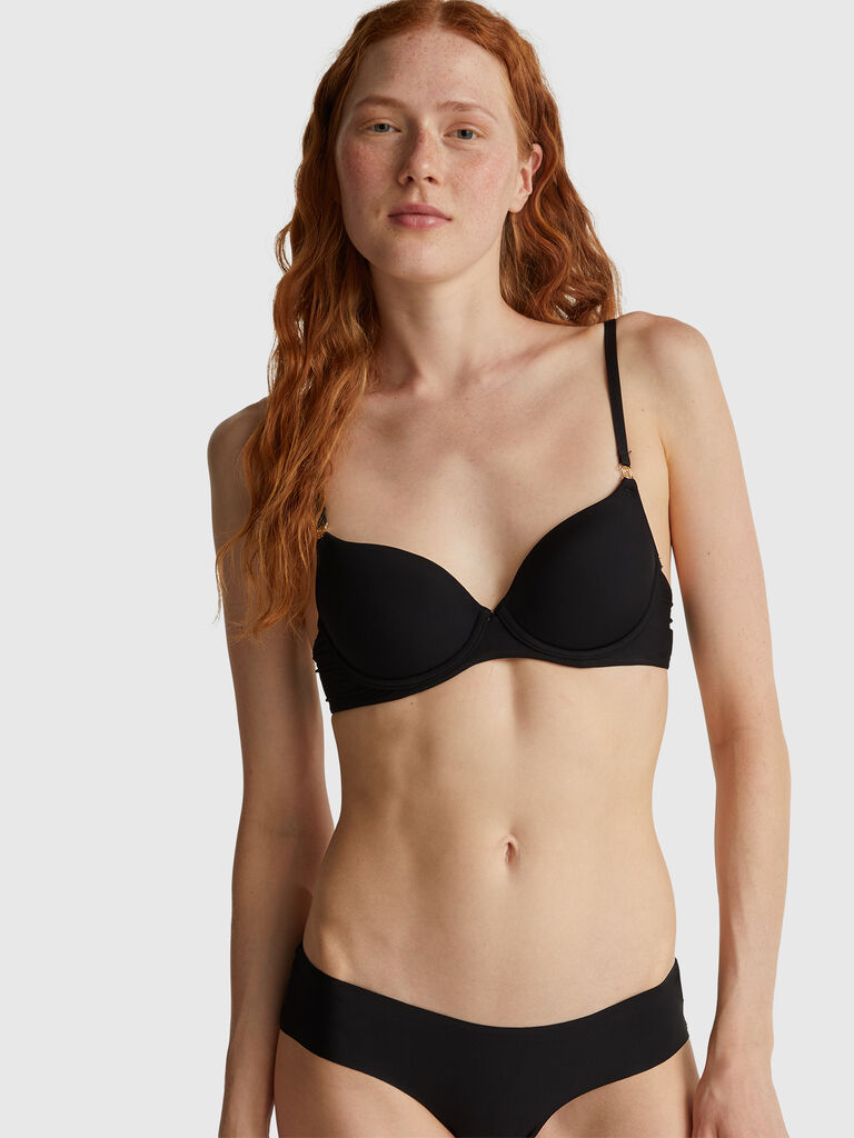 Padded bra with underwire
