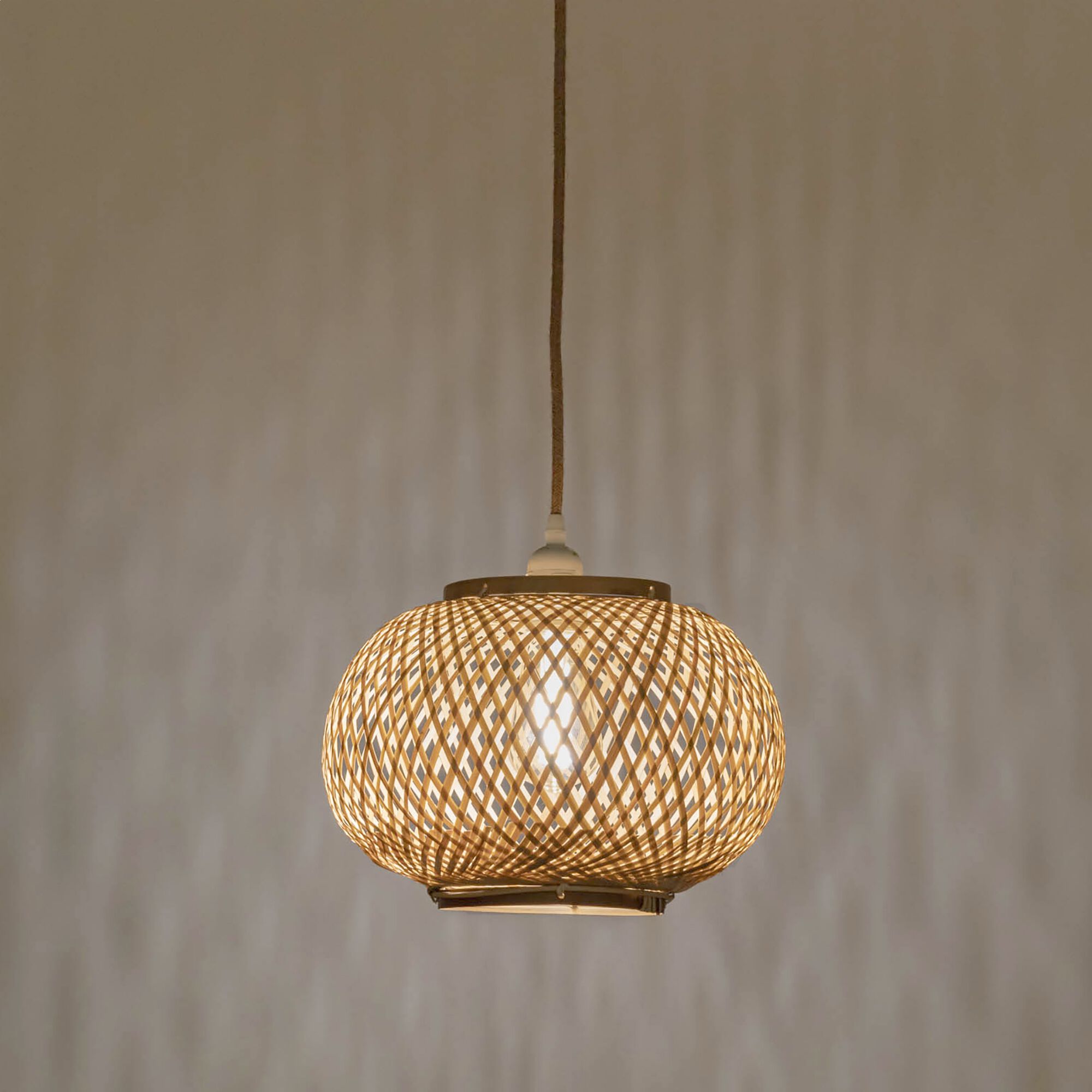 TOUCAS - Suspension non électrifiée en bambou - D30cm