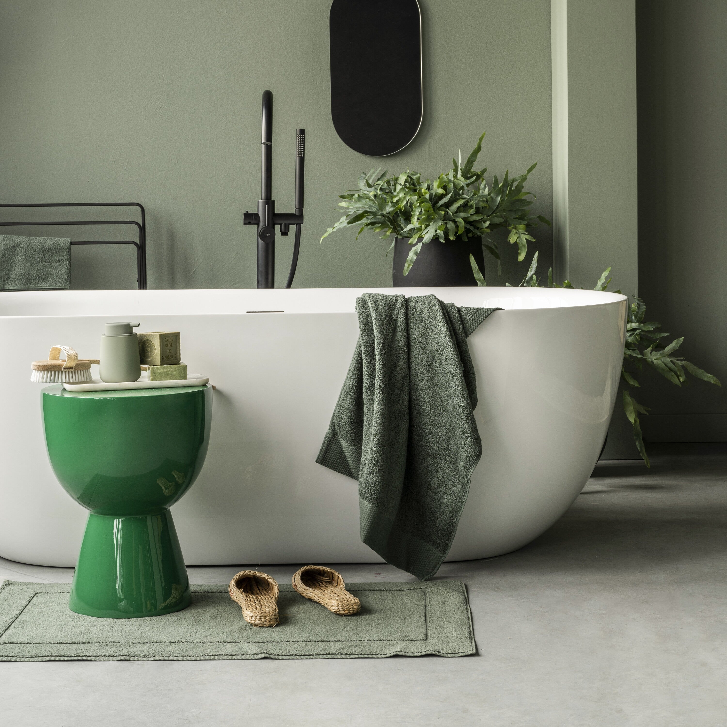 Aquanova London Badmat 60 x 100 cm - Forest