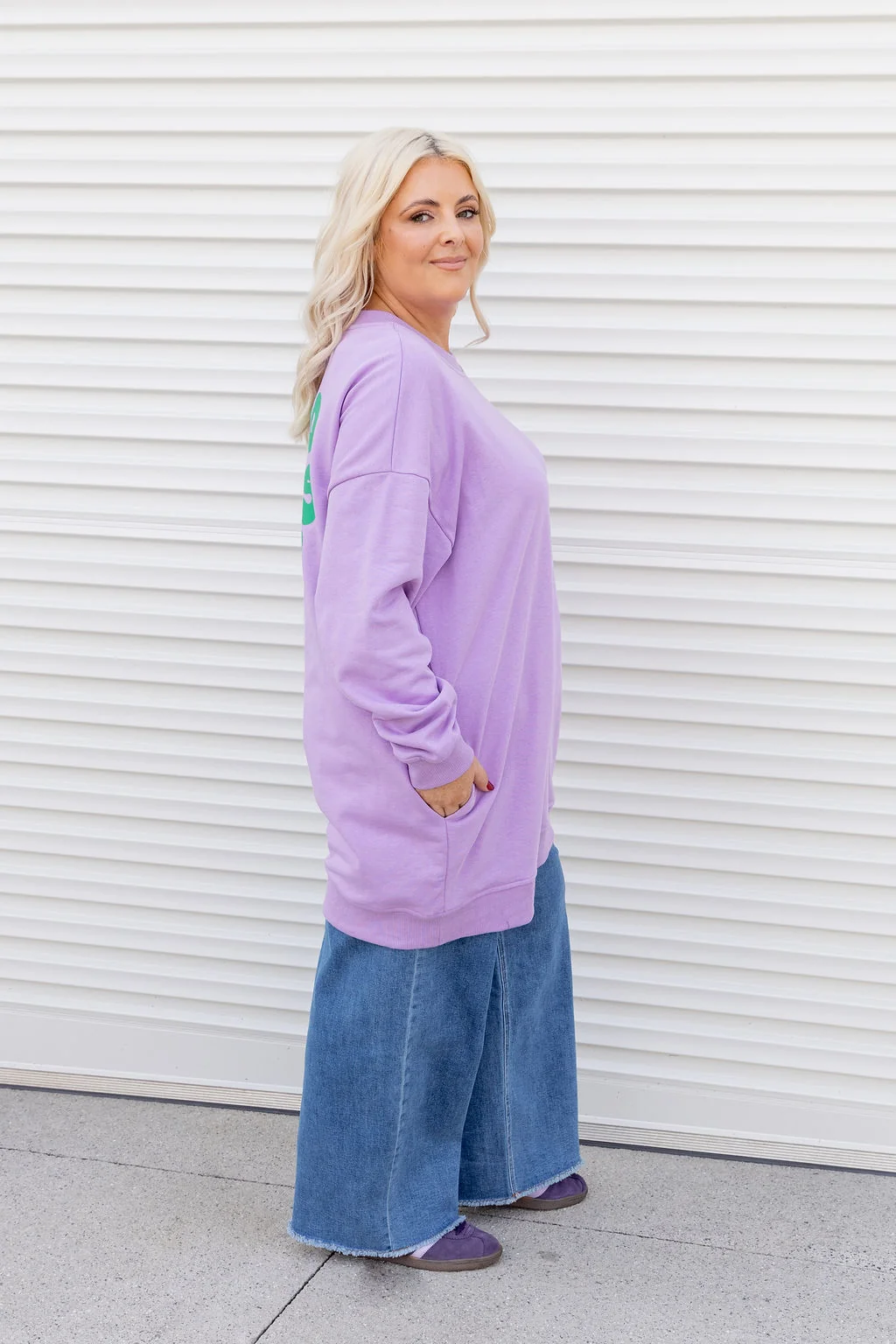 Evan Longline Sweatshirt in Good Vibes Lilac