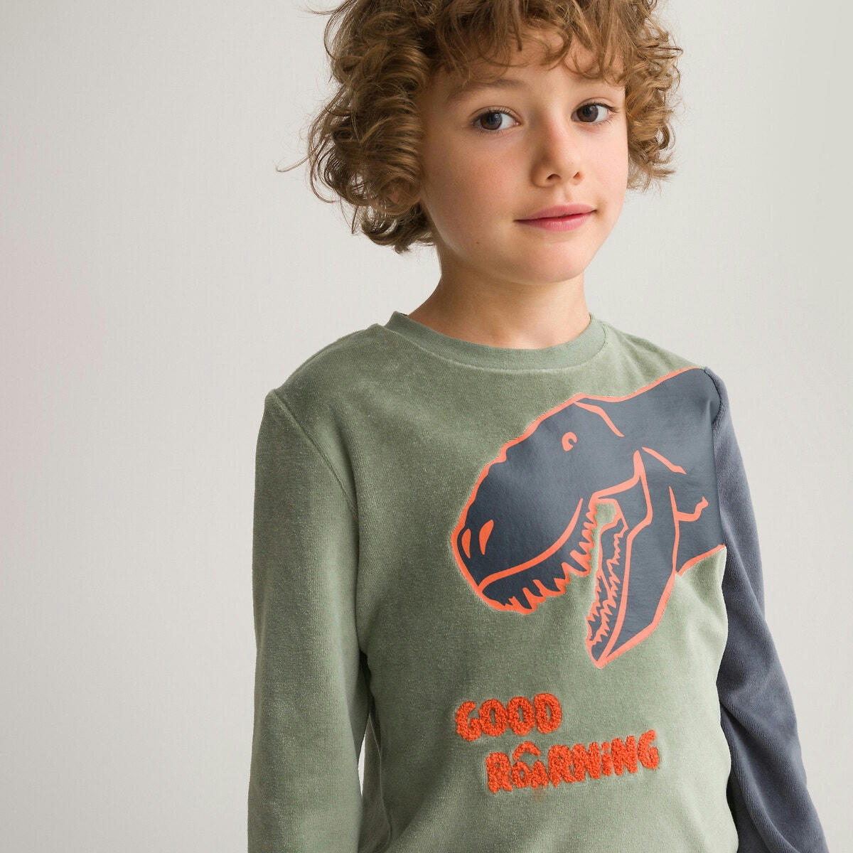 Pyjama velours, motif dinosaure