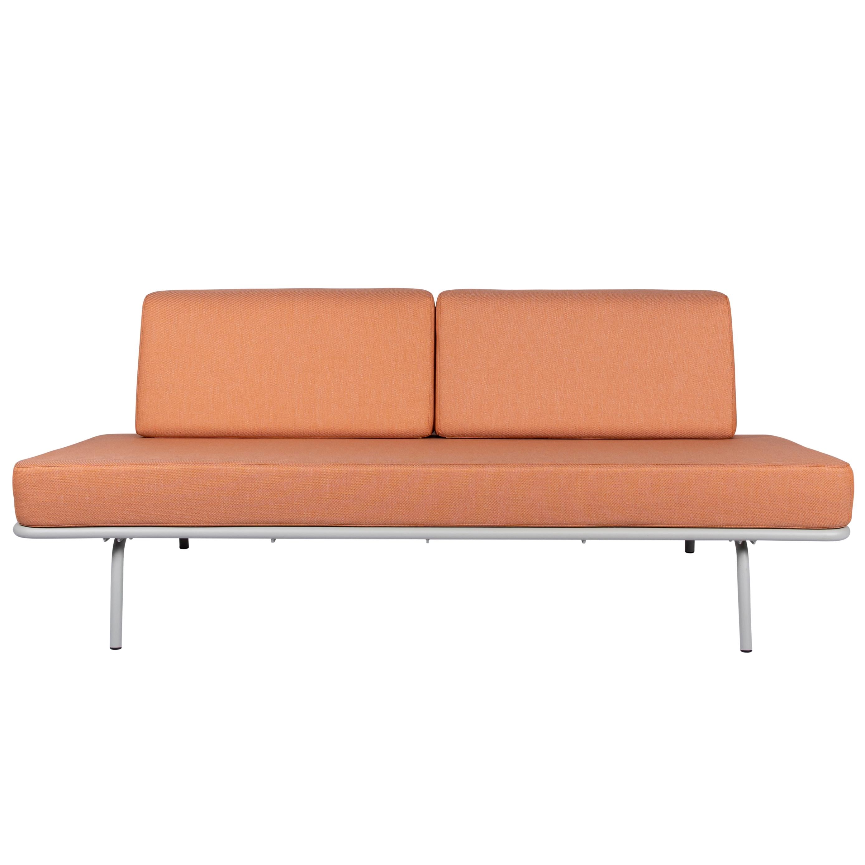 Sofabed slaapbank loungebank faded orange