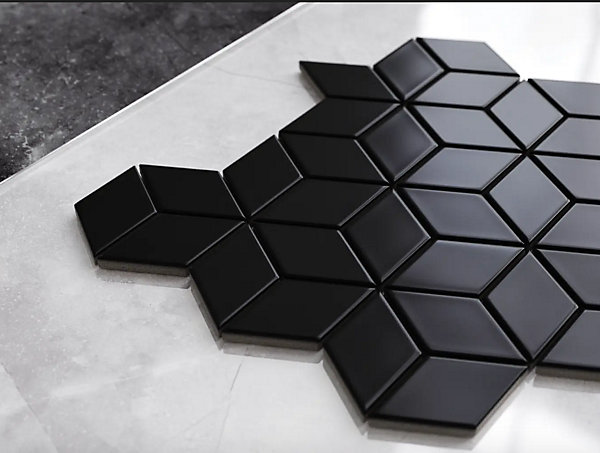 Mosaïque sur résille pour salle de bain et cuisine en céramique 26.5 cm x 30.5 cm - Black geometric cubes