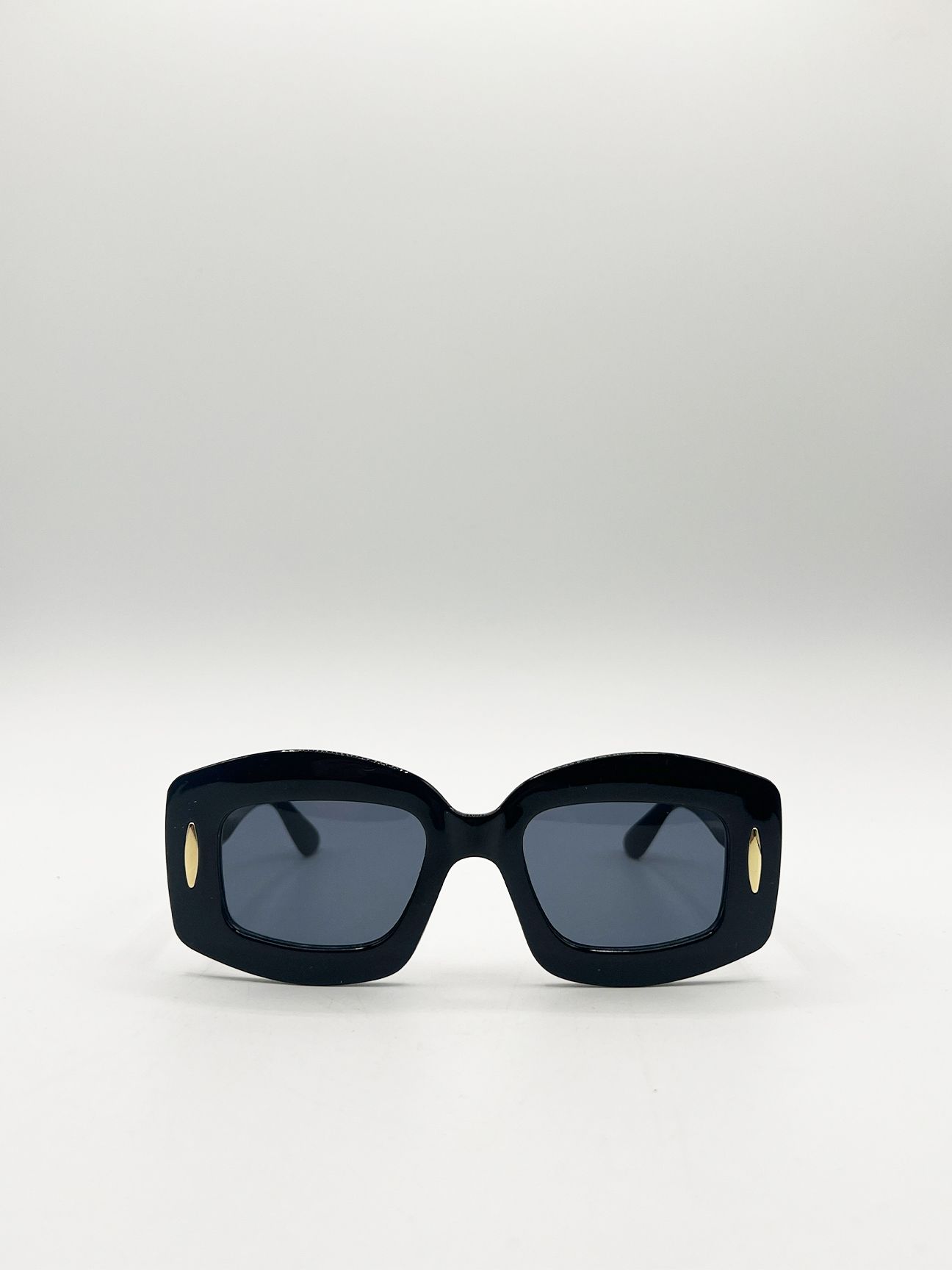 SVNX Oversized Rectangle Sunglasses in Black