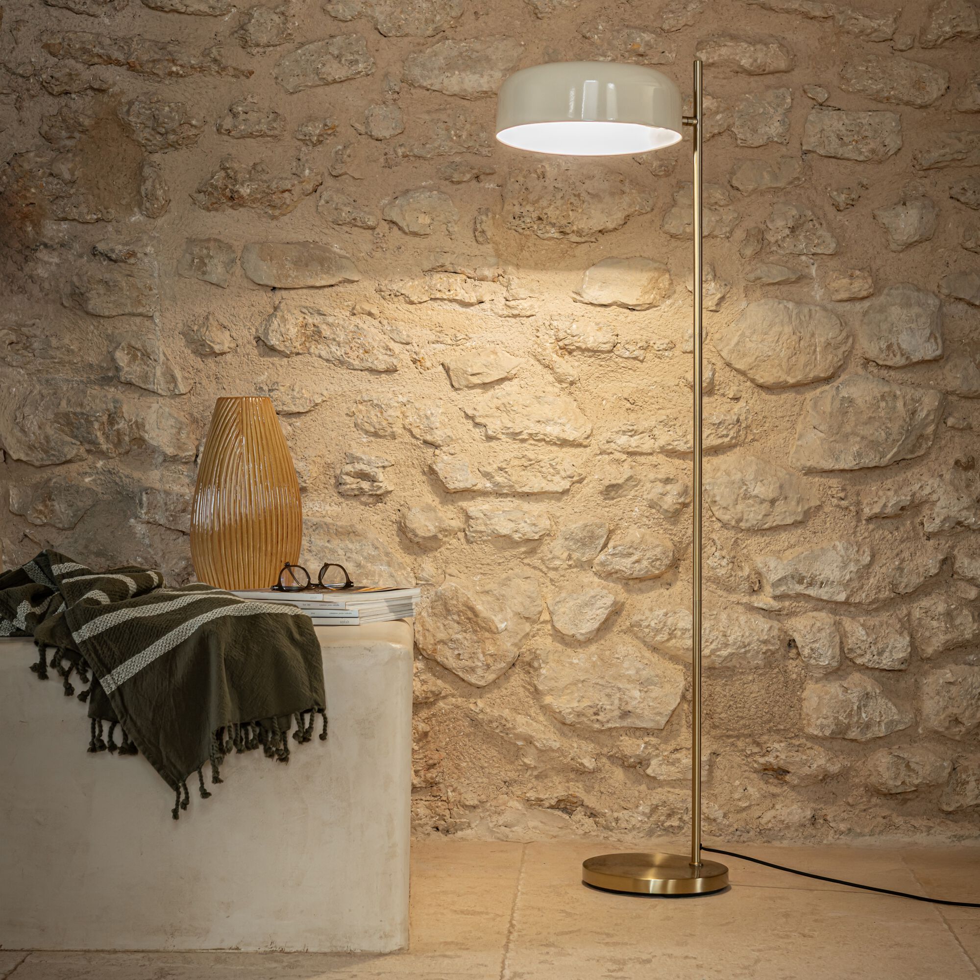 NORCIA - Lampadaire en acier - beige