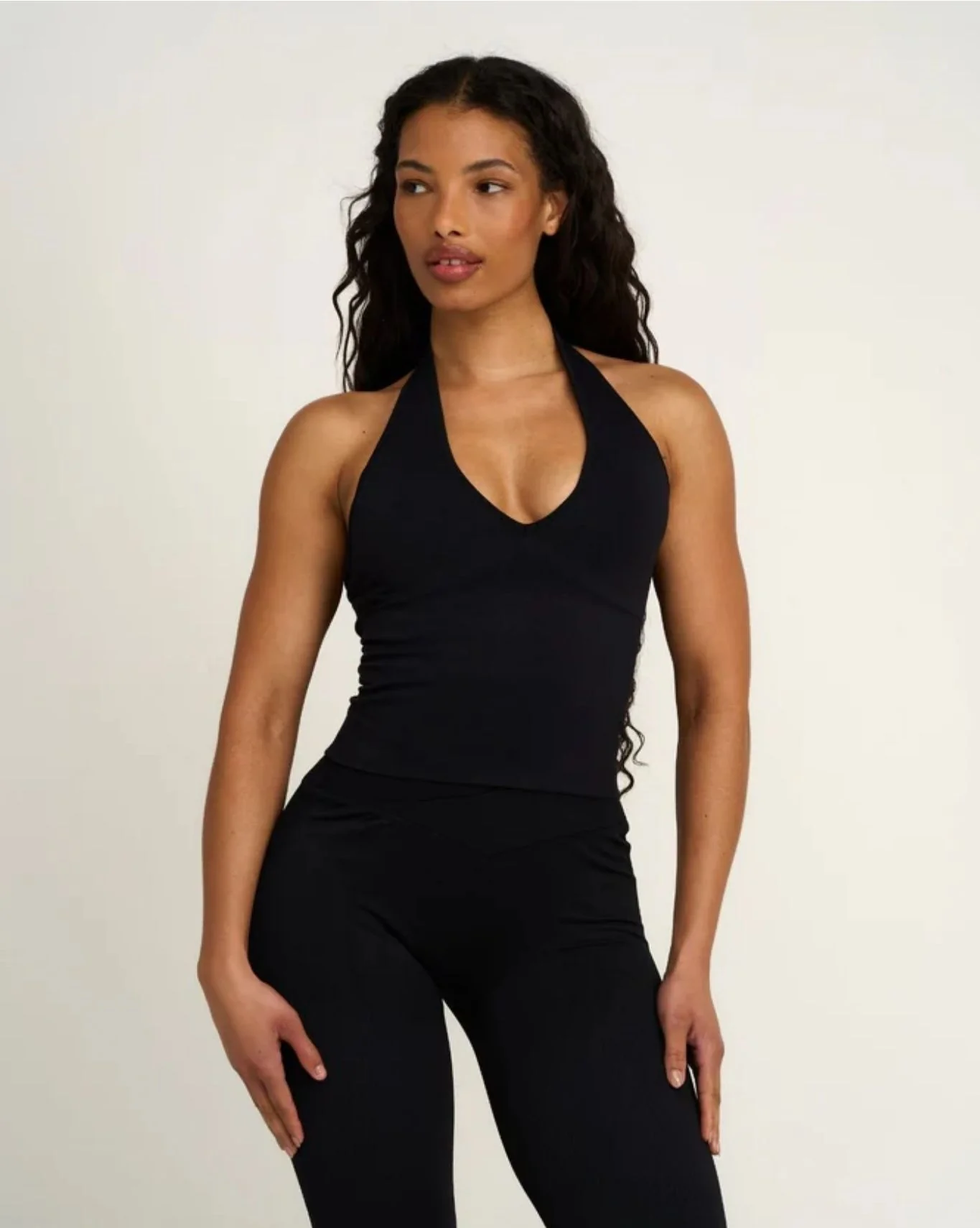 Elevate™ Sculpting Seamless Halterneck Top | Night Black