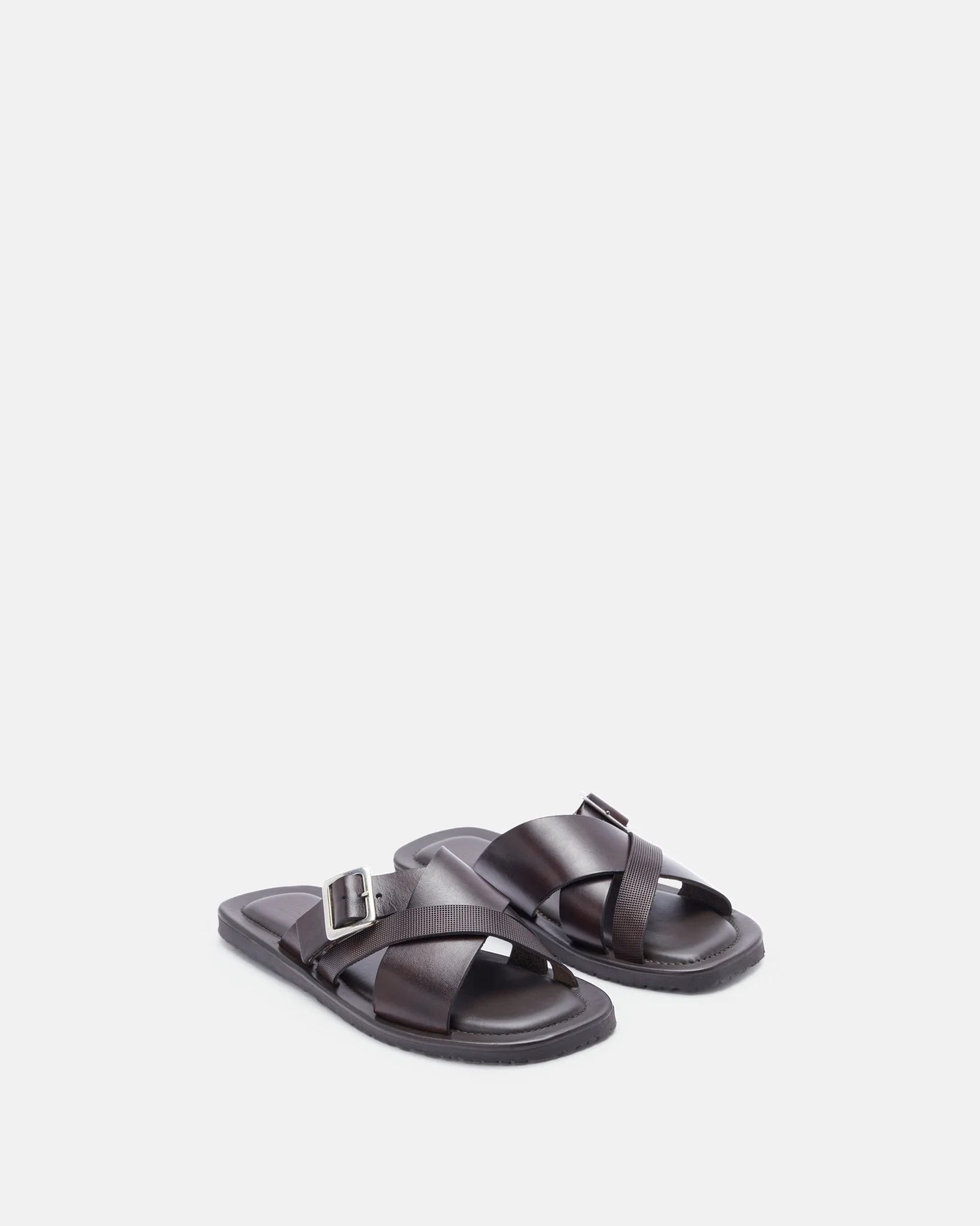 MULES NANDO MARRON