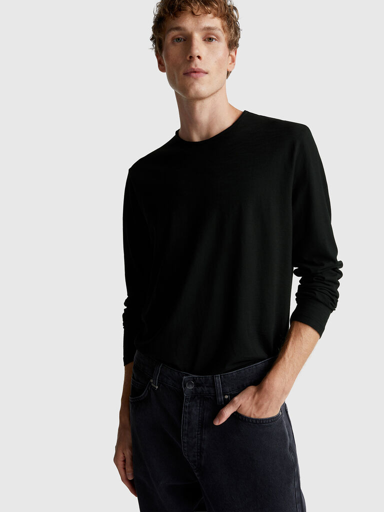 Long sleeve t-shirt in 100% cotton