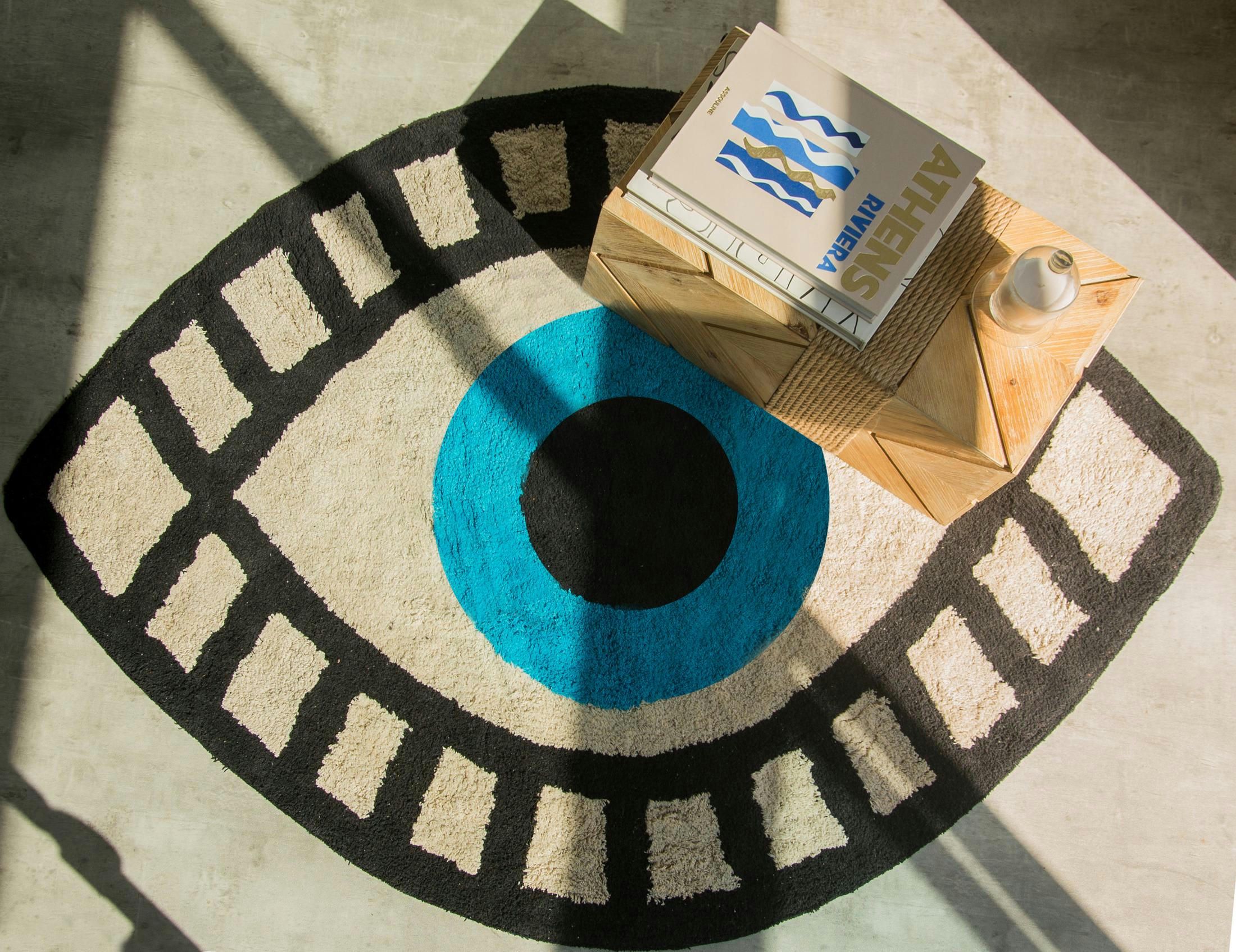 MORNING VISIONS - Tapis en coton en forme d’œil 180x120