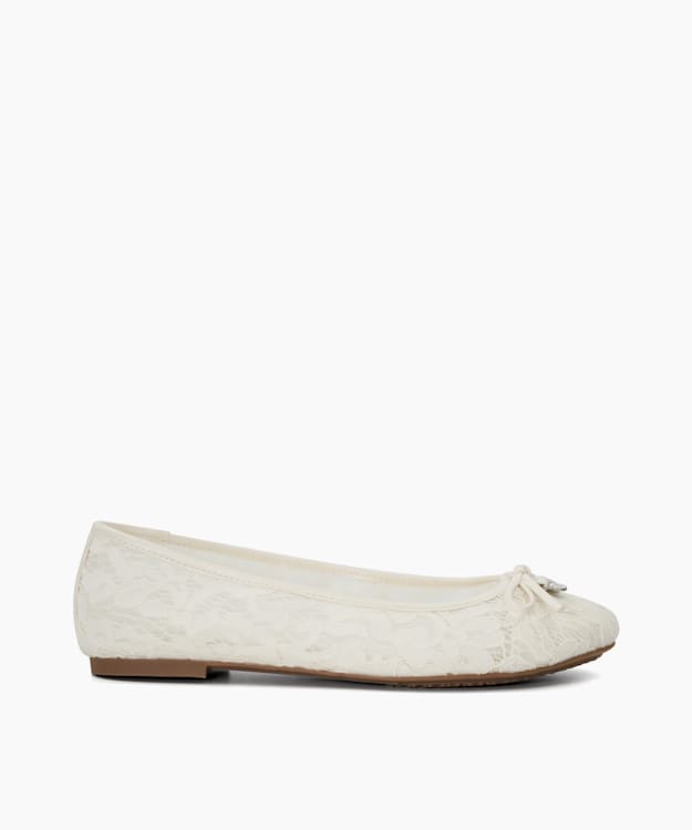 Heartstring Ivory - Lace Wedding Ballet Pumps