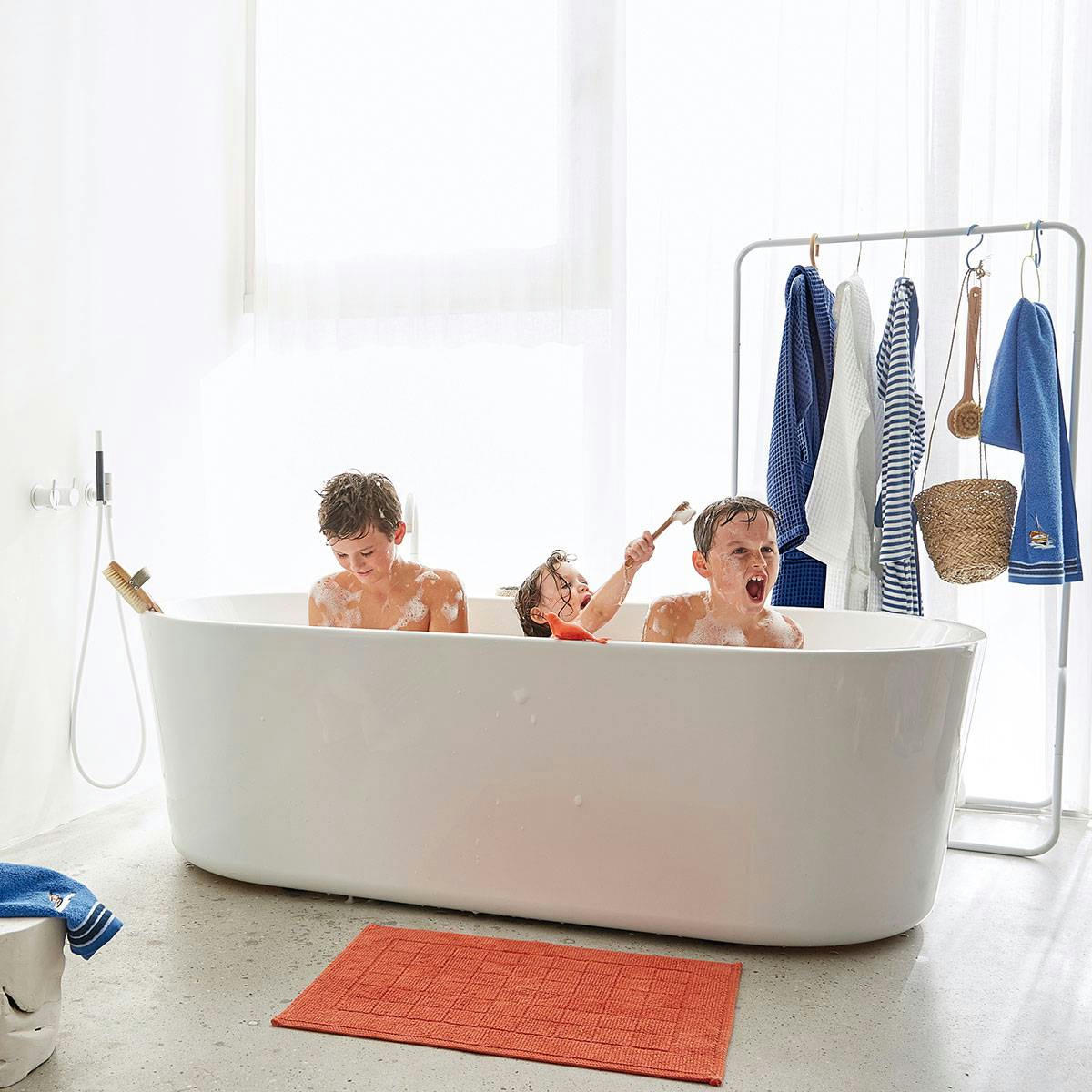 PONTON - Tapis de bain en  coton rouge 50 x 70 cm