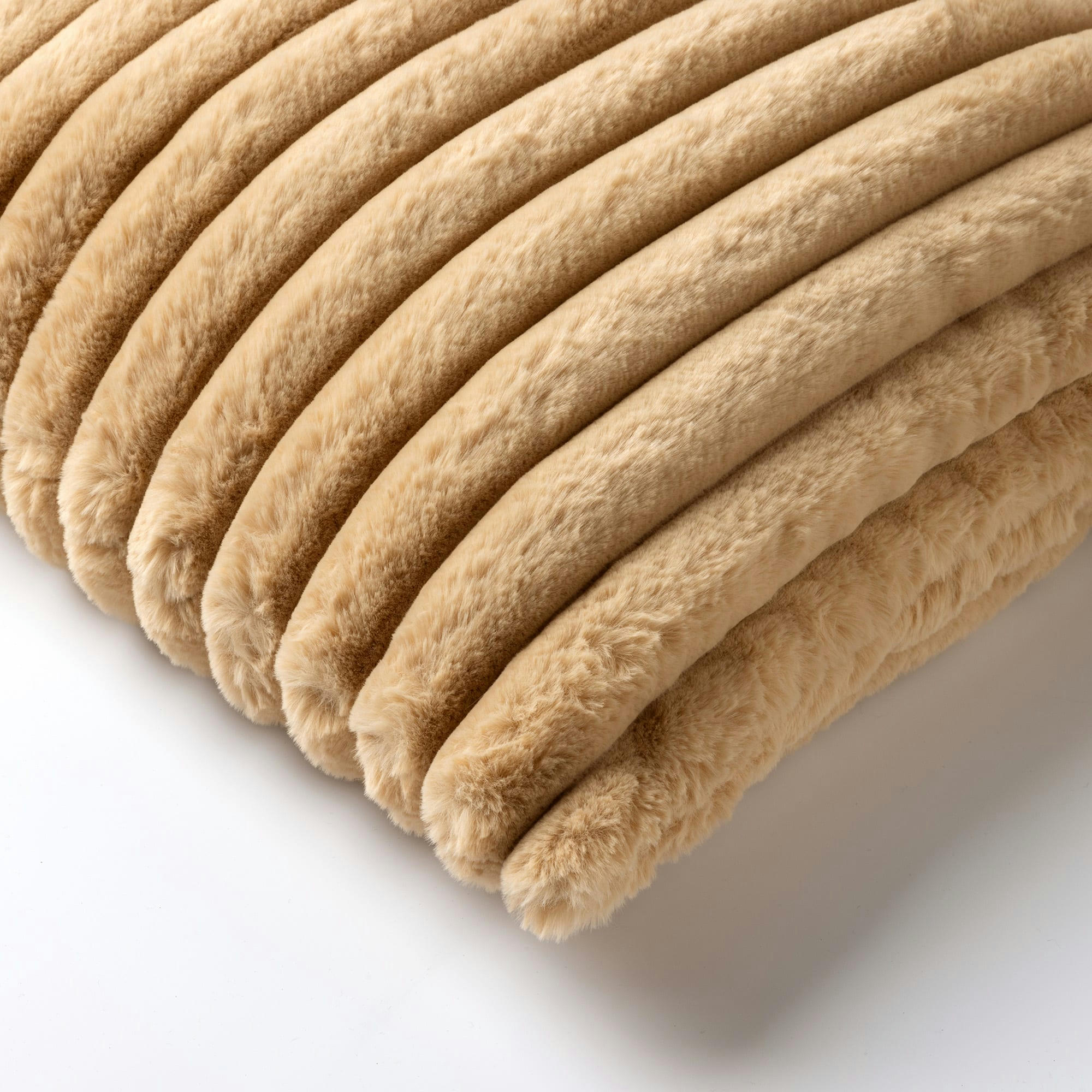 - Housse de coussin beige fausse fourrure-50x50 cm avec motif rayé