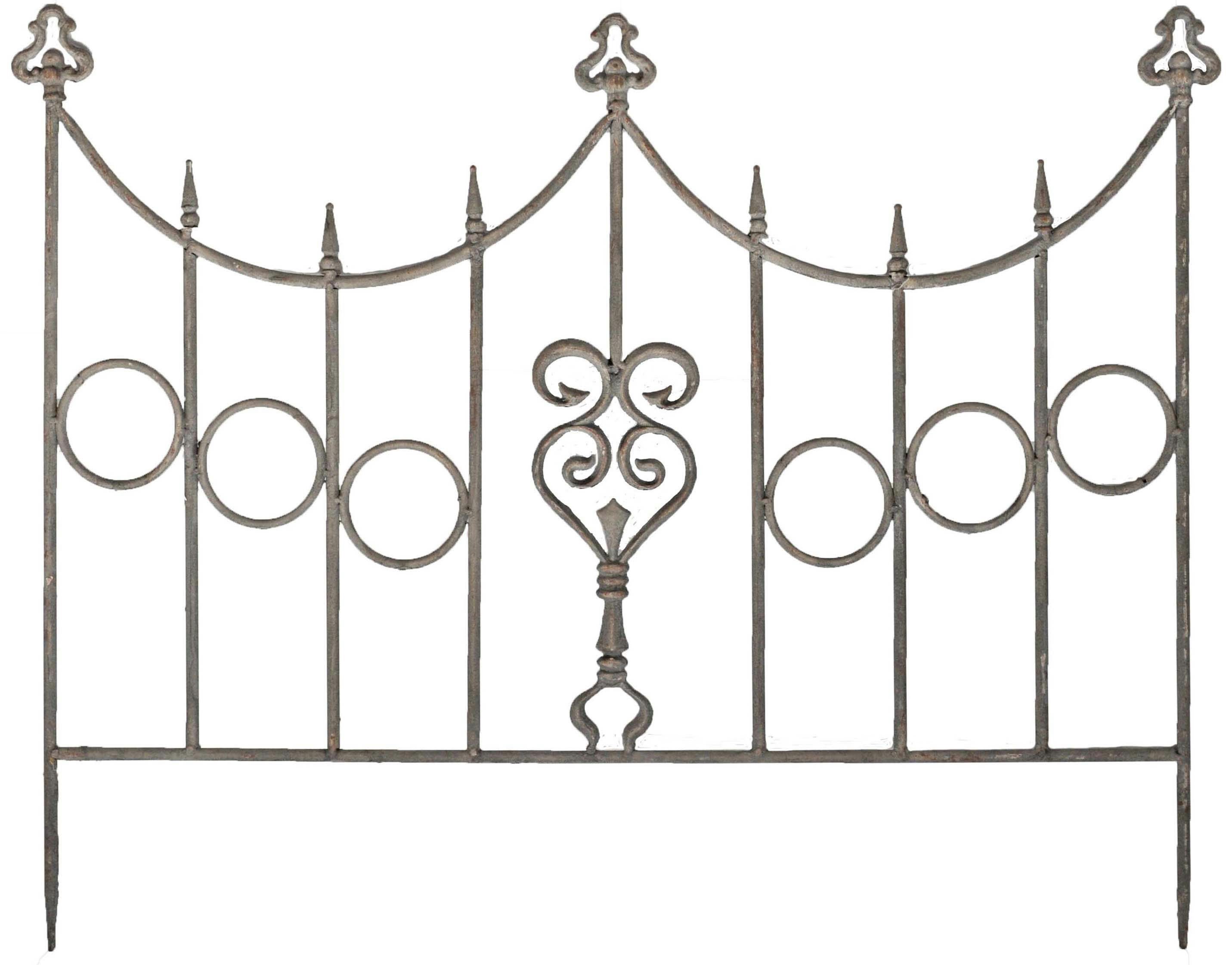 - Barrière en fer coeur 90 x 73 cm