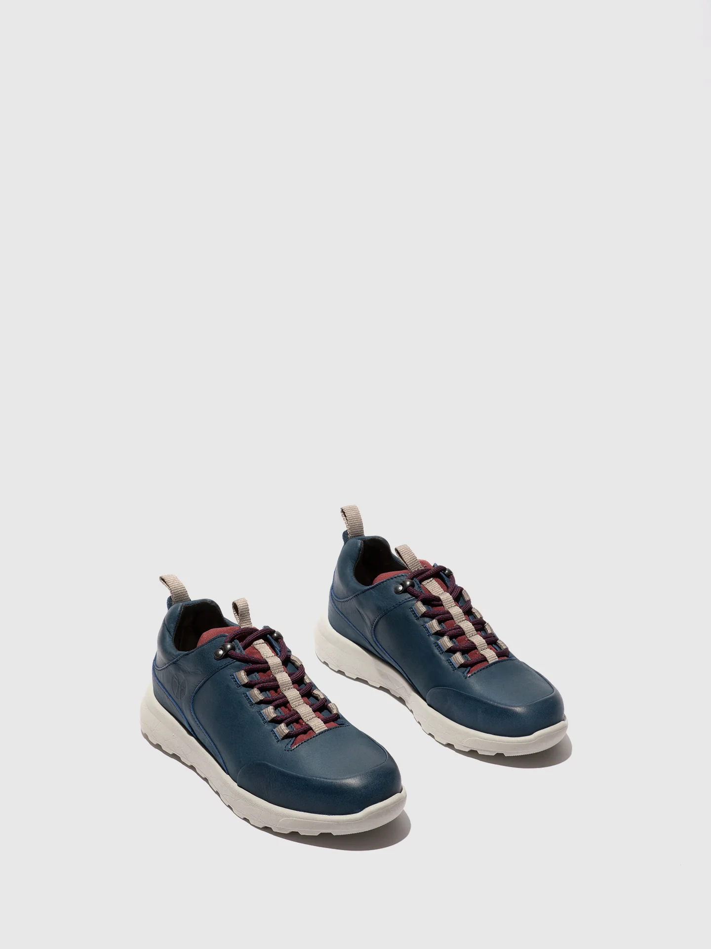 Sapatos com Atacadores em Azul Bordeaux