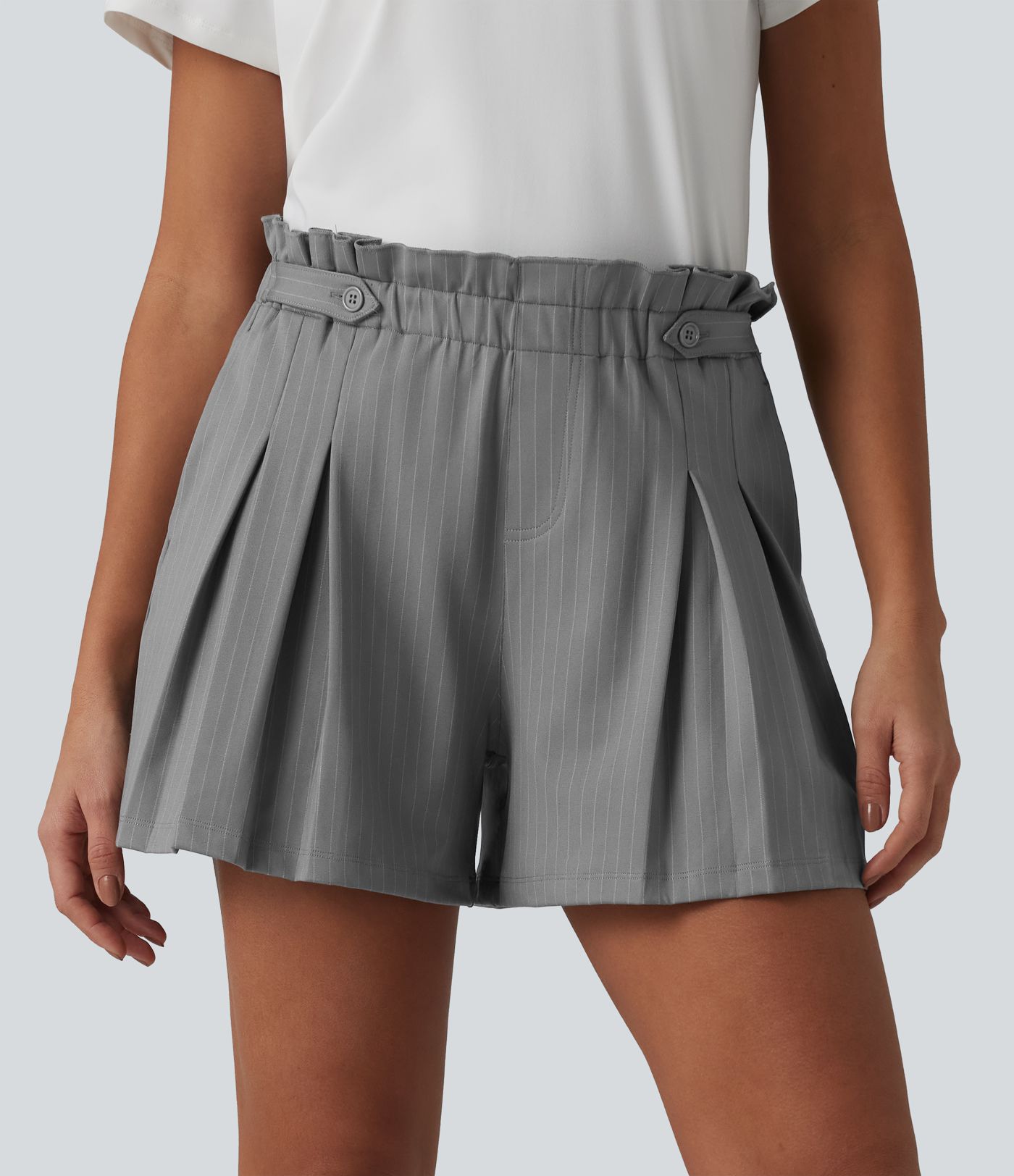 Short plissé taille haute à rayures avec volants et poches – 10 cm