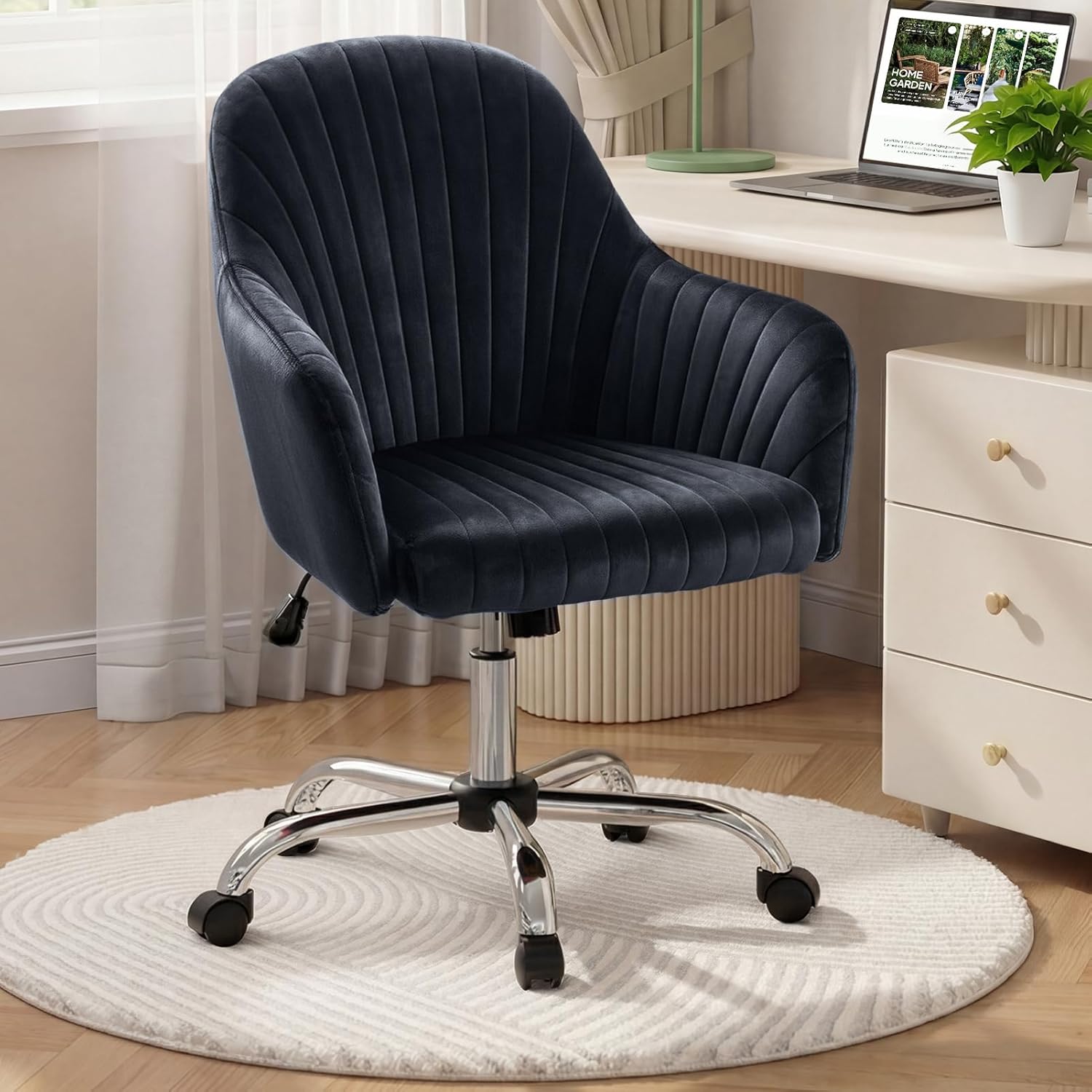 Warmiehomy Office Chair, Velvet Desk Chair for Home Office, Cozy Vanity Chair, Girl Cute Makeup Chair with Arm Rest for Bedroom Dressing Room (Classic Black)