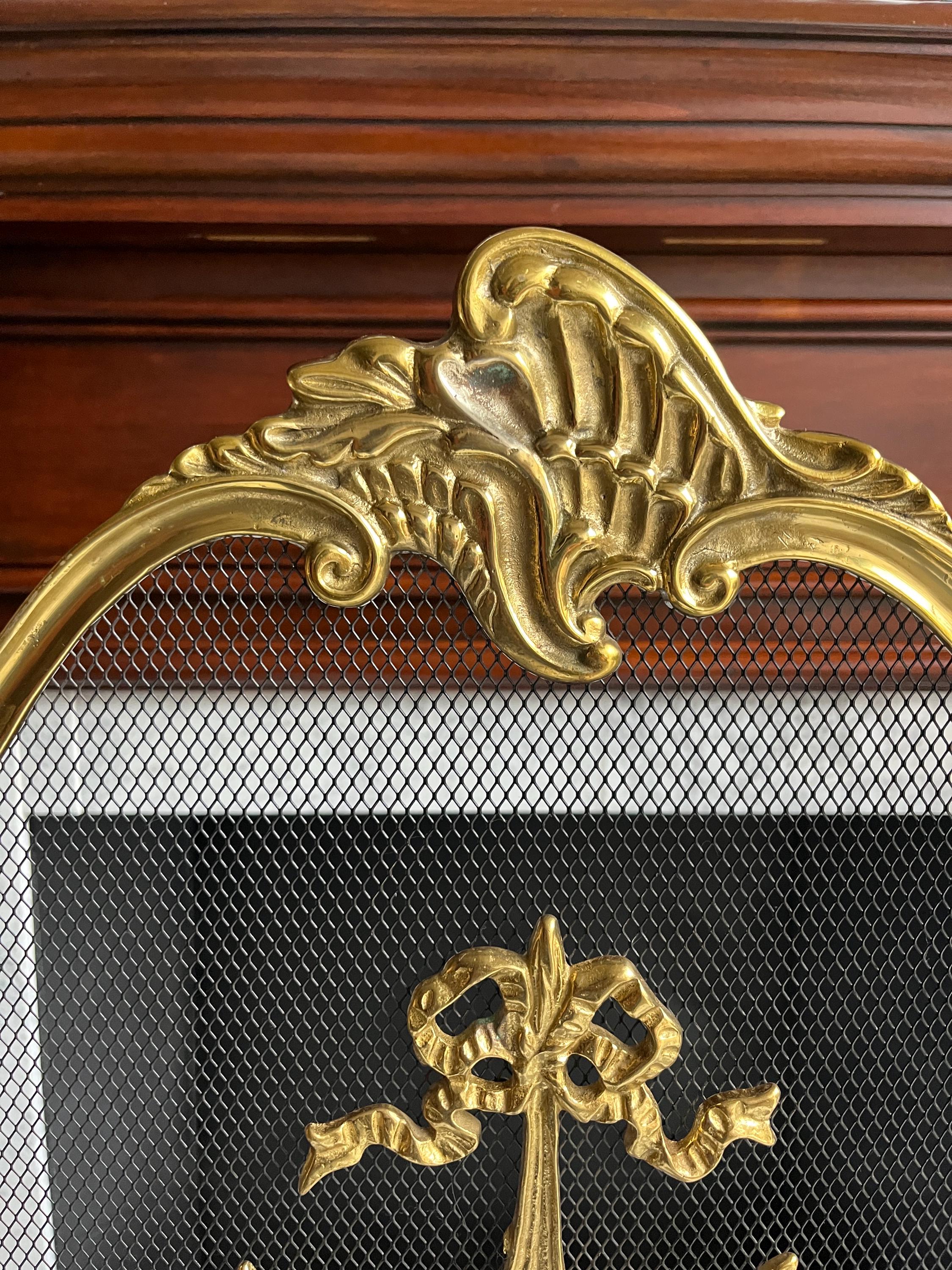Vintage French Rococo Revival Brass Trifold Lovebirds Fireplace Screen On Paw Feet