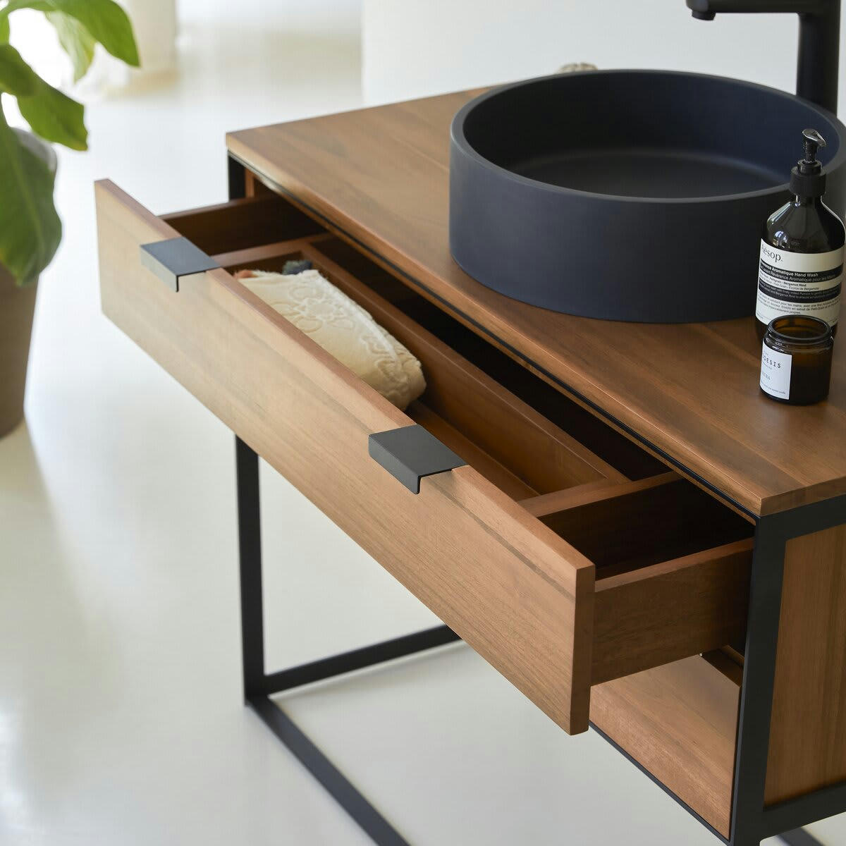 URBAN - Meuble sous vasque en acacia massif 100 cm