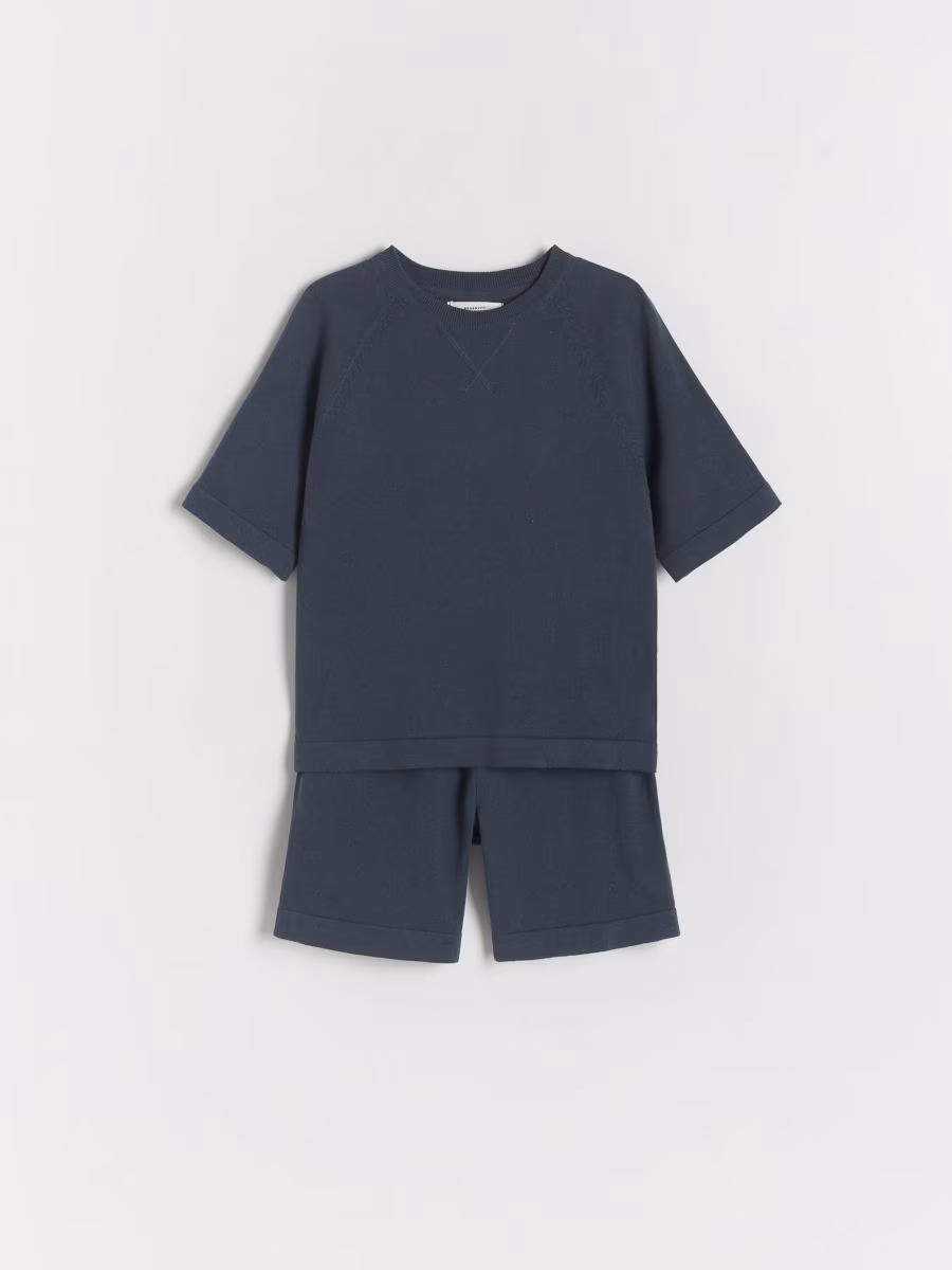 Oversized Set