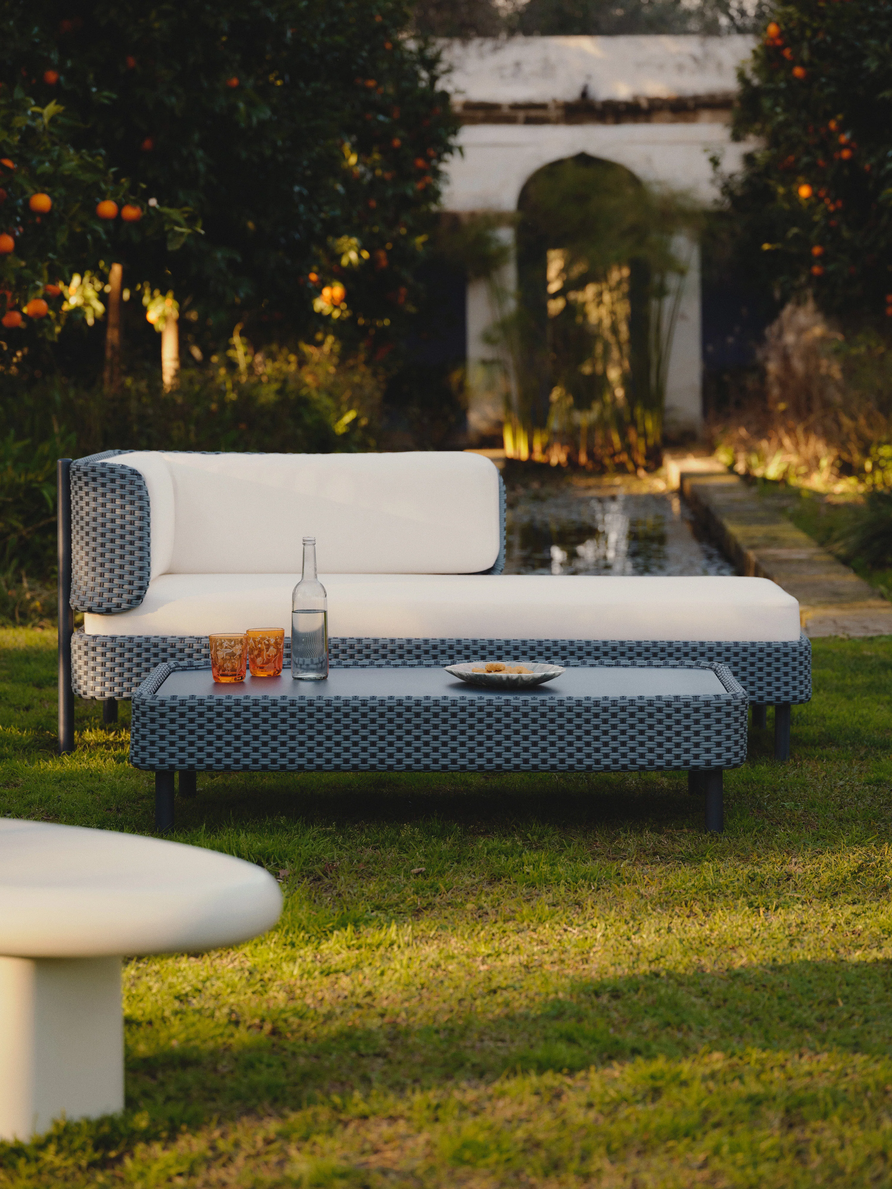 Modulares Garten-Daybed Hani mit Schutzhülle
