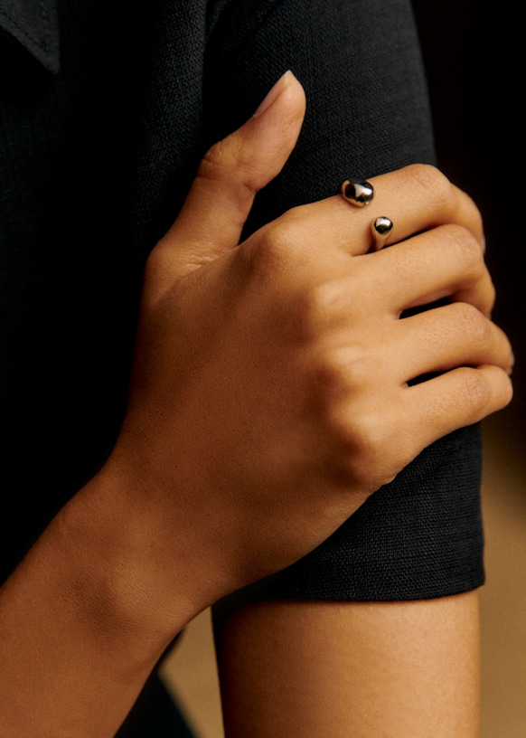 Ama Ring