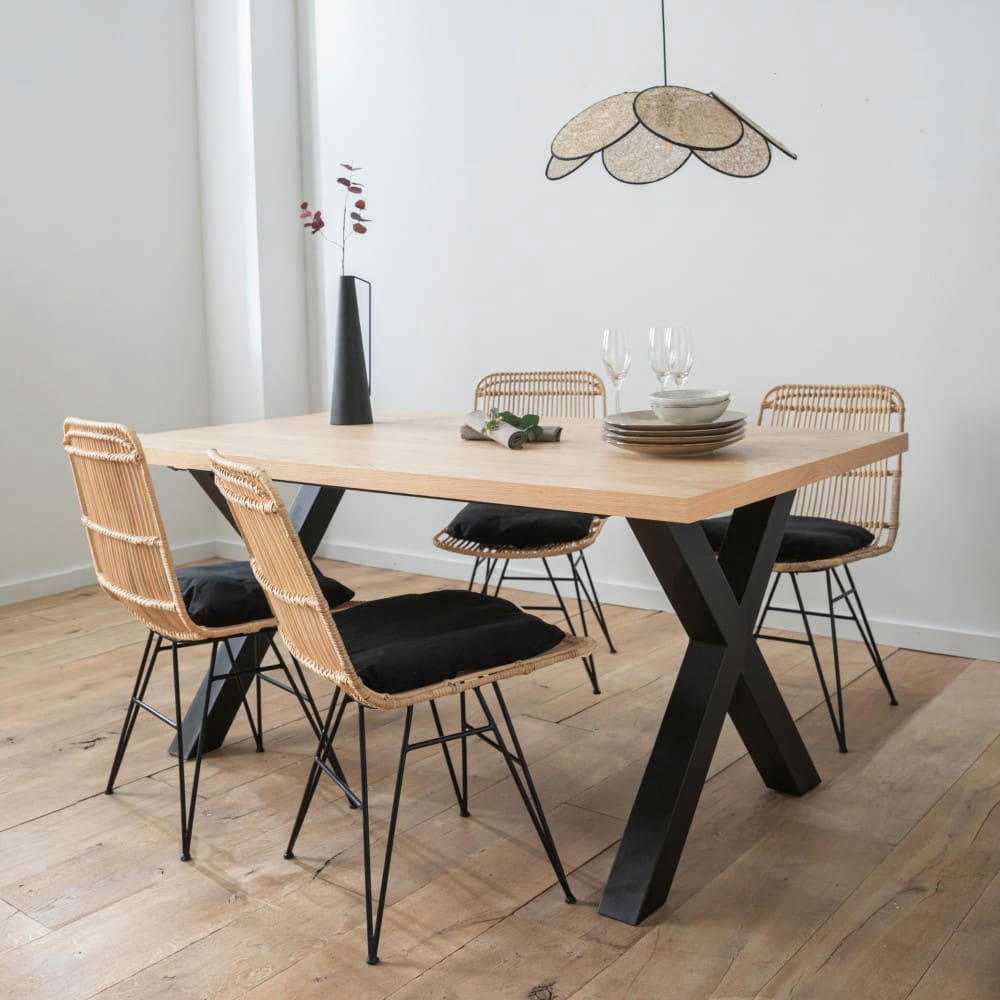 OSBY - Table à manger en bois piètement en X 180x90cm bois clair