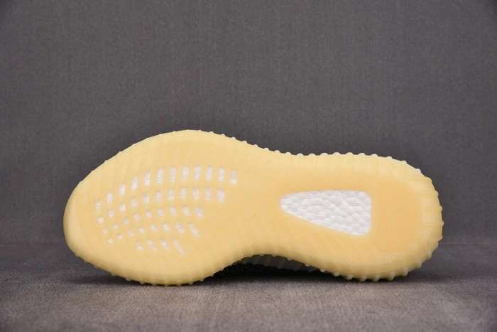 Yeezys Boost 350 V2 Carbon FZ5000
