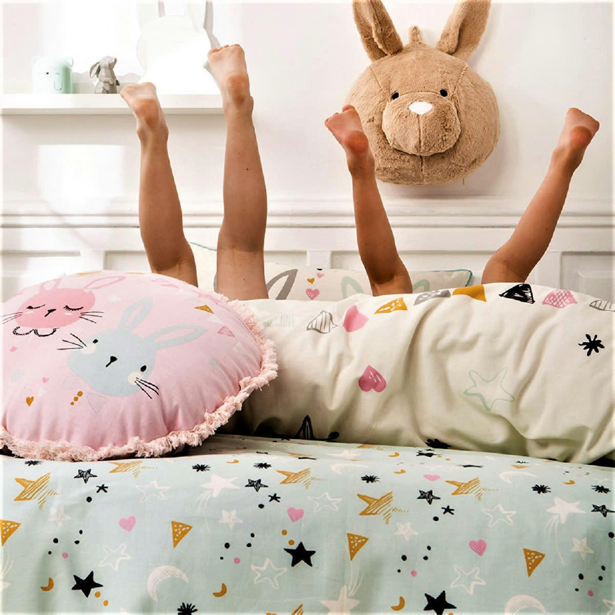 KIDS - Coussin coton rose et bleu avec lapin 35cm