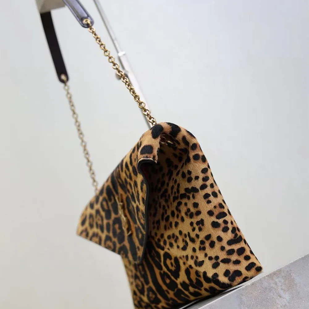 Saint Laurent CASSANDRE large pouch on chain in pony hair leather (Replica)