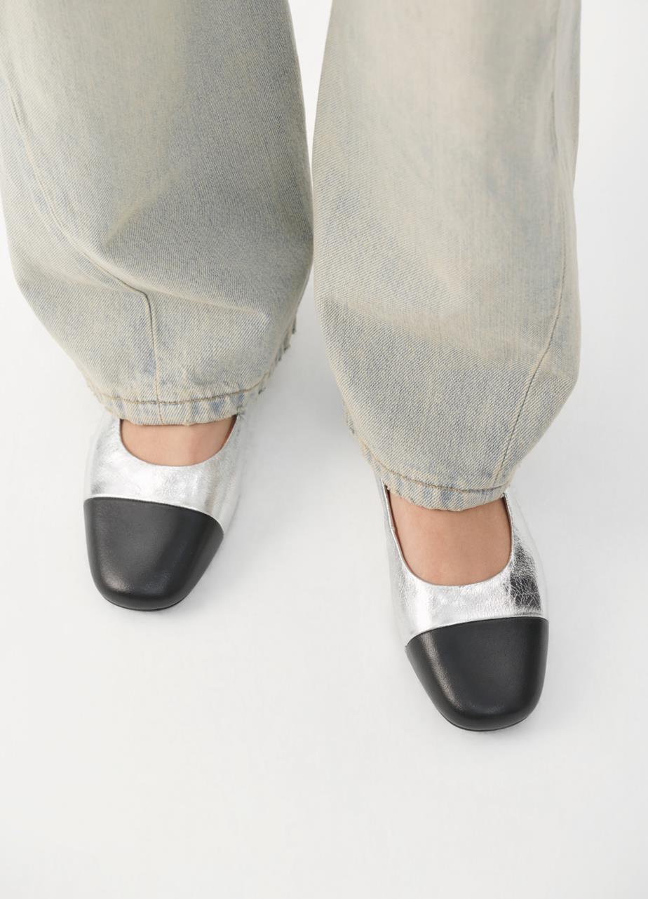 Jolin Ballet Flats