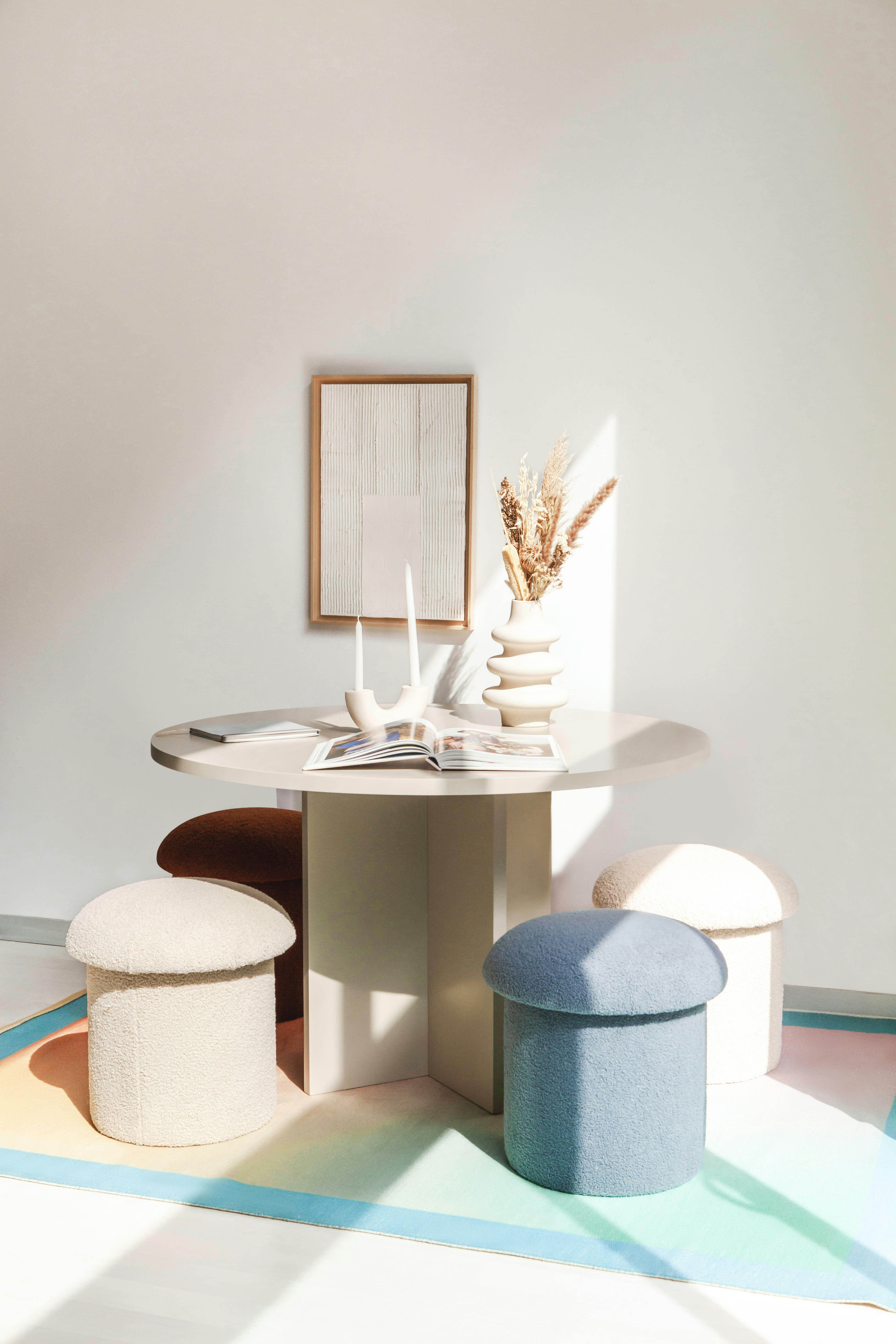 BLOCKIE-MATILDA - Table à manger ronde laquée en MDF de 3cm Taupe 120cm