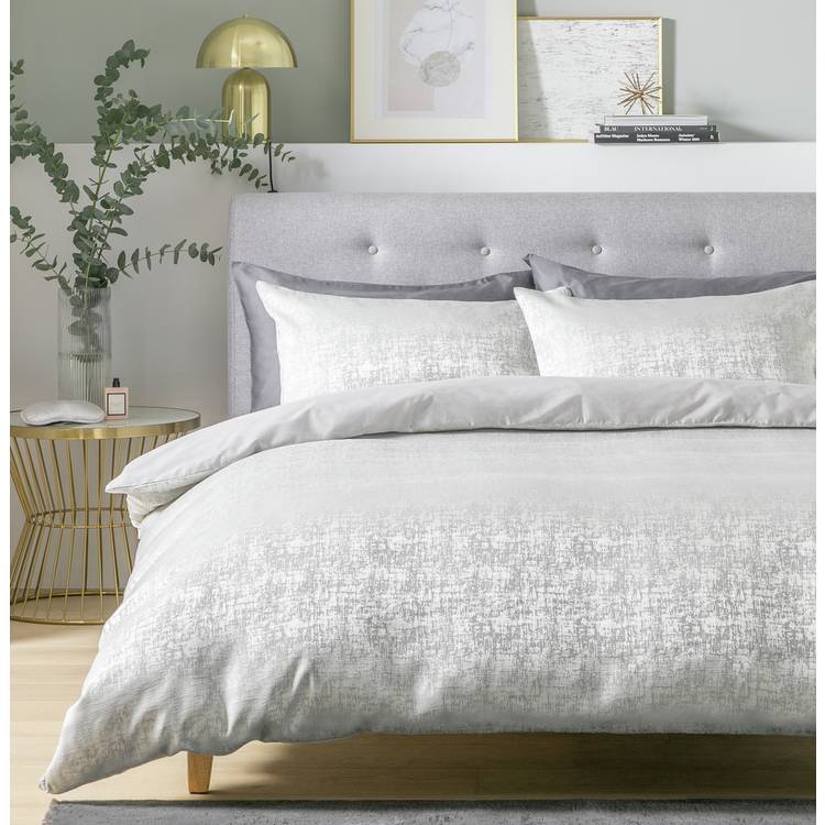 Habitat Distressed Jacquard Silver Bedding Set - Single